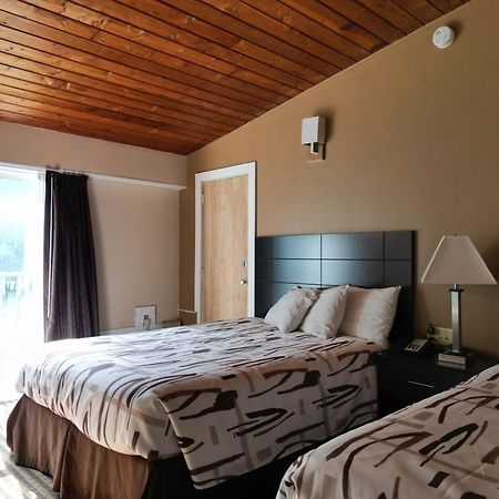 The Putney Inn Екстериор снимка