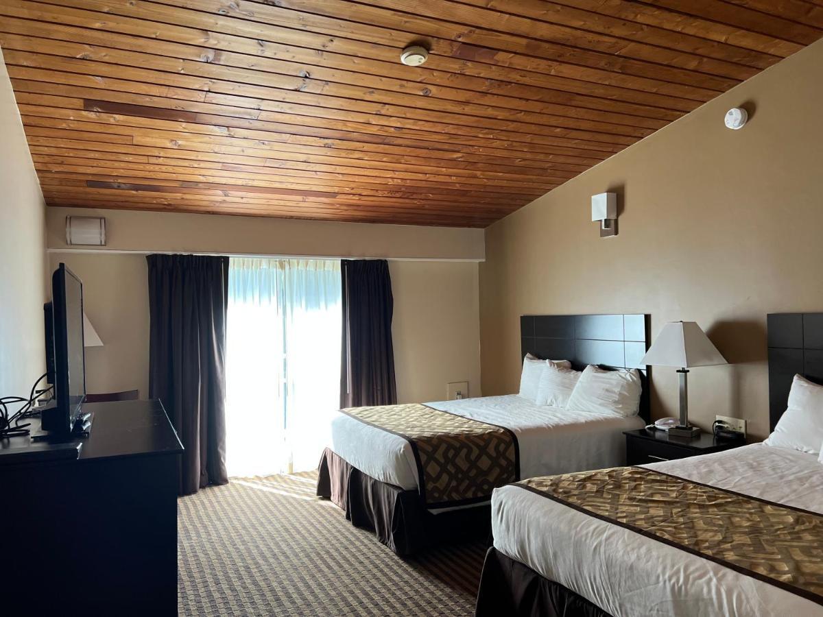 The Putney Inn Екстериор снимка